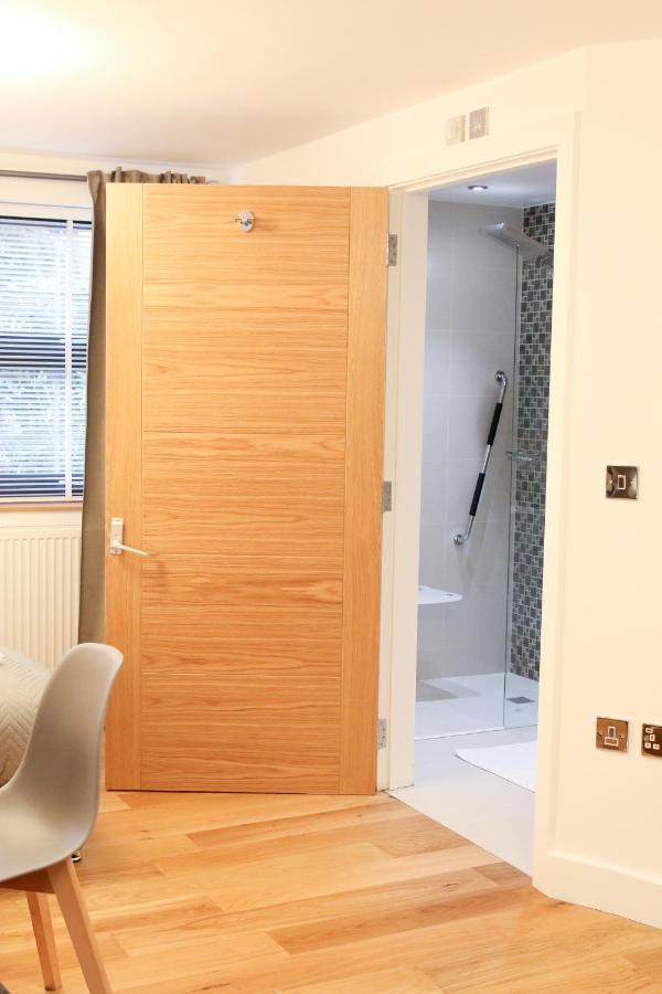 Lovely With Access For Wheel-chairs In Sydenham Apartment London