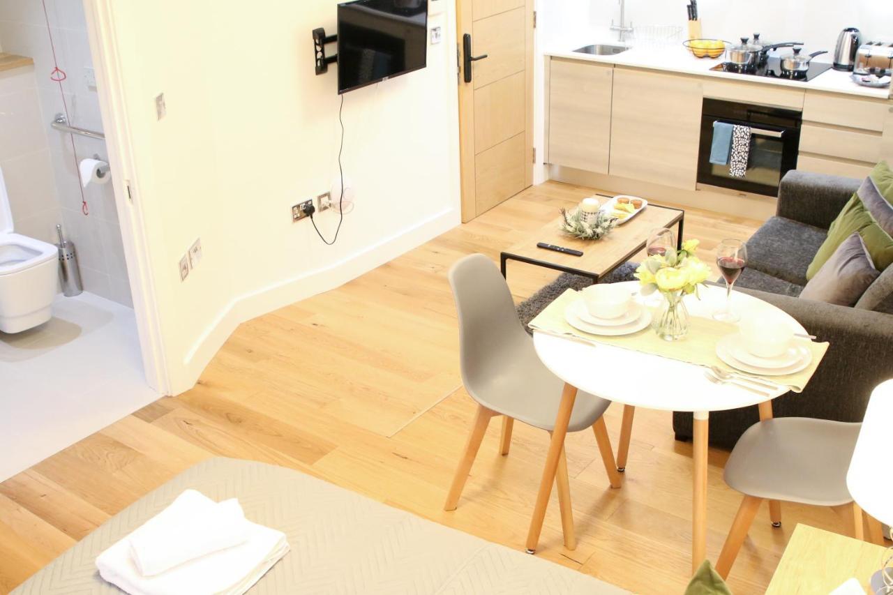 Lovely With Access For Wheel-chairs In Sydenham London