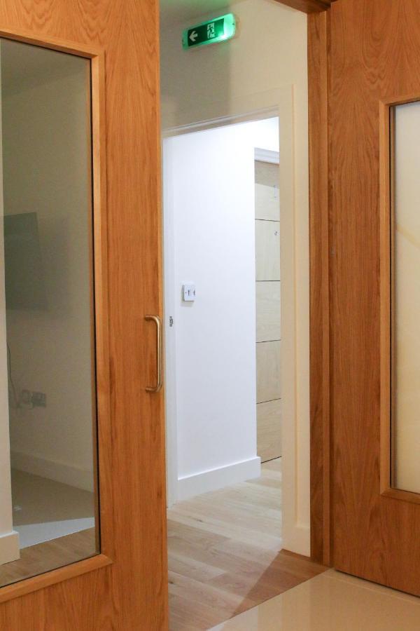 Apartment Lovely With Access For Wheel-chairs In Sydenham *